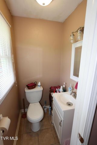 4244 Reedy Creek Road, Bristol, VA 24202