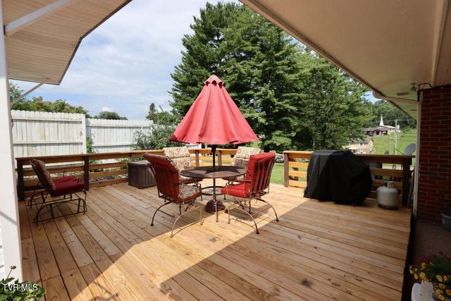 4244 Reedy Creek Road, Bristol, VA 24202