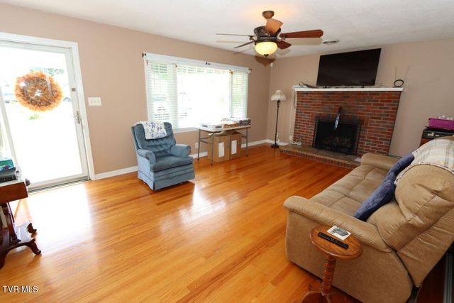 4244 Reedy Creek Road, Bristol, VA 24202