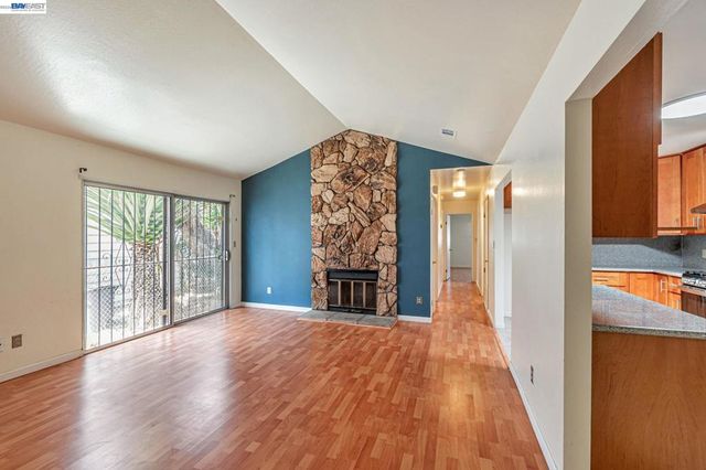 2538 E 16Th St, Oakland, CA 94601
