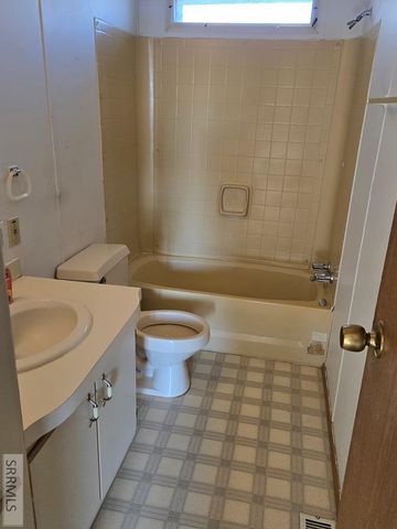 3355 E 1000 N, Ashton, ID 83420