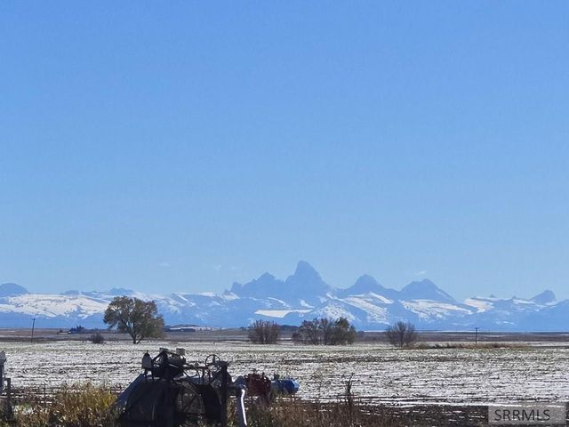 3355 E 1000 N, Ashton, ID 83420