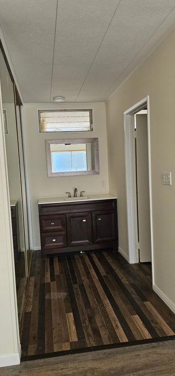 Image 13 of property listing at 2367 Oahu Lane, Thermal, CA 92274
