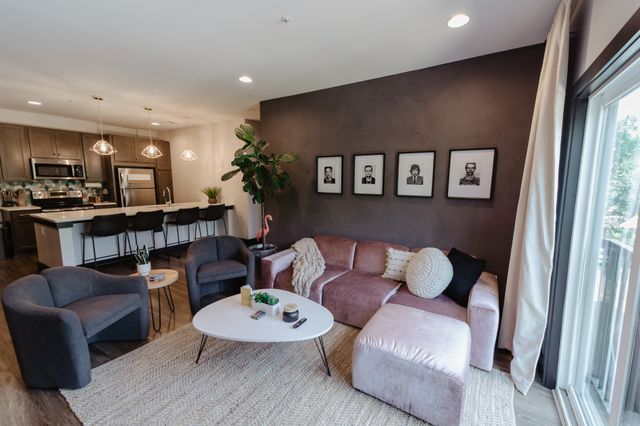 4303 Gallatin Pike Apt 305, Nashville, TN 37216