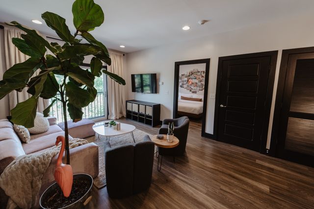 4303 Gallatin Pike Apt 305, Nashville, TN 37216