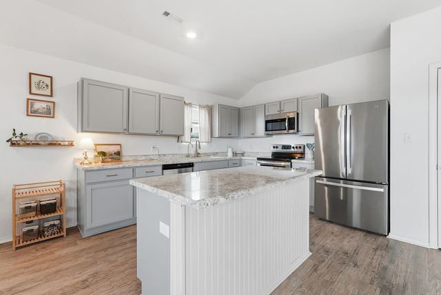 34 Sun Drenched Trl, Conway, AR 72032