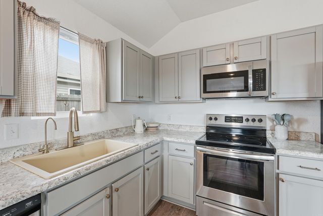 34 Sun Drenched Trl, Conway, AR 72032