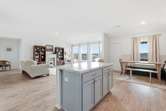 34 Sun Drenched Trl, Conway, AR 72032