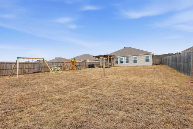 34 Sun Drenched Trl, Conway, AR 72032