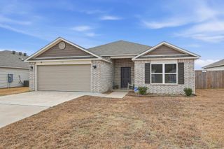 34 Sun Drenched Trl, Conway, AR 72032