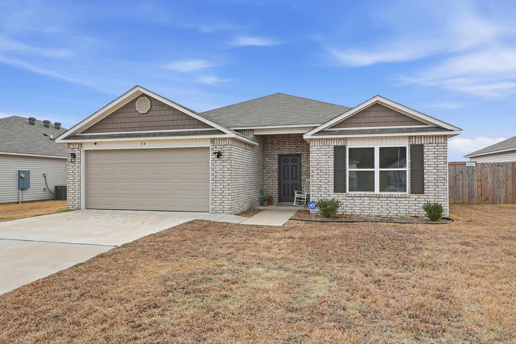 34 Sun Drenched Trl, Conway, AR 72032