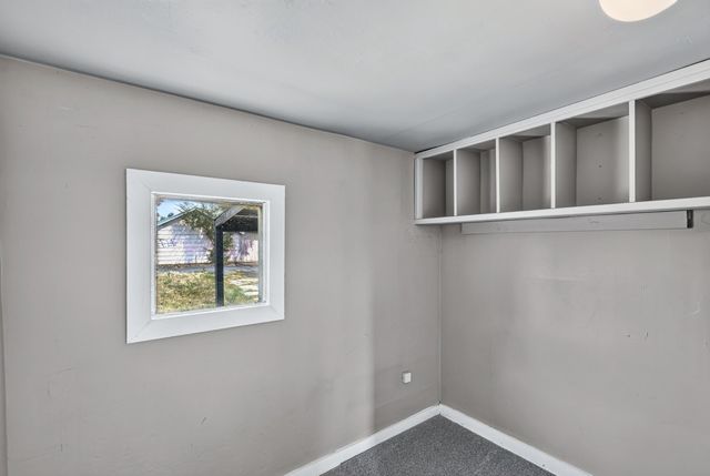 829 Crown Ave, Spokane, WA 99207