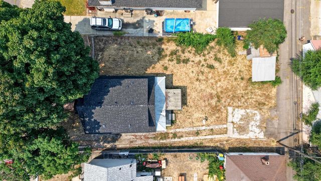 829 Crown Ave, Spokane, WA 99207
