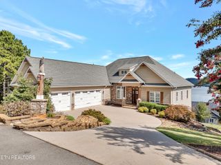 140 Lake Vista Drive, Greenback, TN 37742