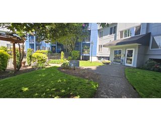 8720 Sw TUALATIN Rd 201, Tualatin, OR 97062