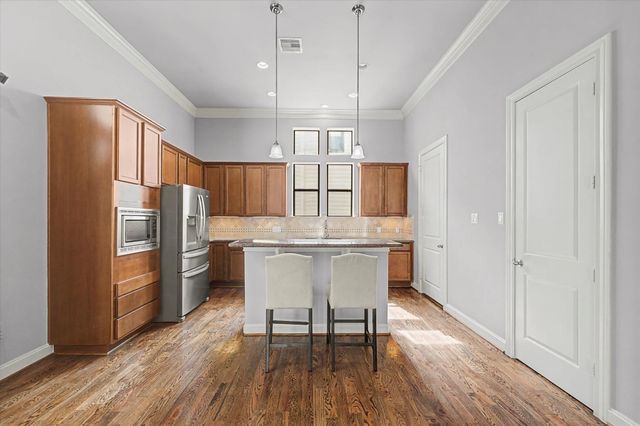 634 Nagle Street, Houston, TX 77003