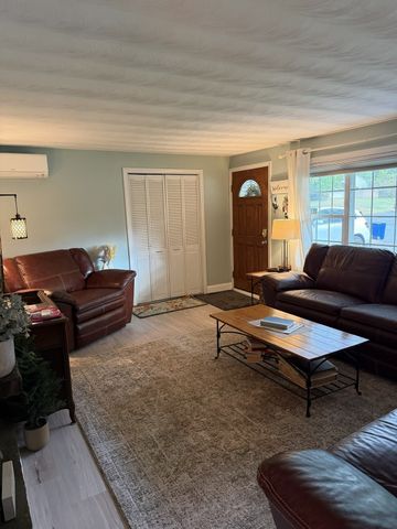 7 Craig Road, Chelmsford, MA 01824