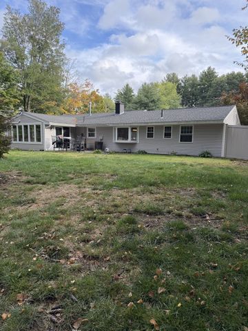 7 Craig Road, Chelmsford, MA 01824