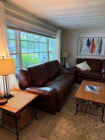 7 Craig Road, Chelmsford, MA 01824