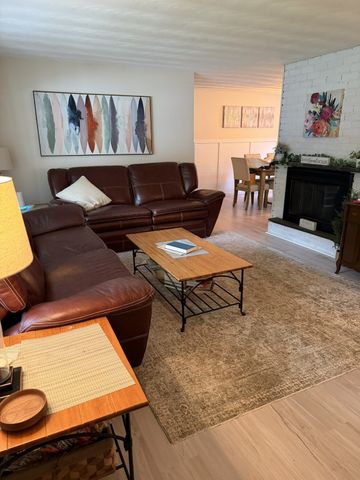 7 Craig Road, Chelmsford, MA 01824