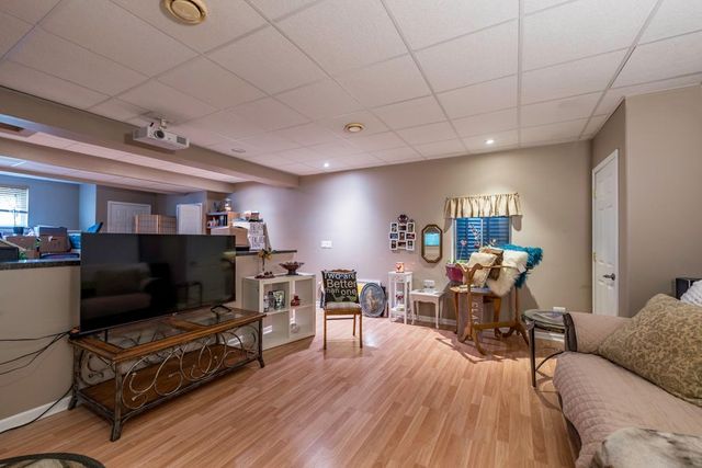 340 Kennedy Drive, Antioch, IL 60002
