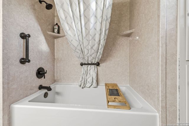 118 Timber Lane, Kerrville, TX 78028