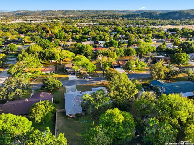 118 Timber Lane, Kerrville, TX 78028