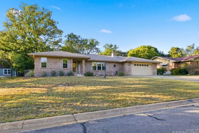 118 Timber Lane, Kerrville, TX 78028