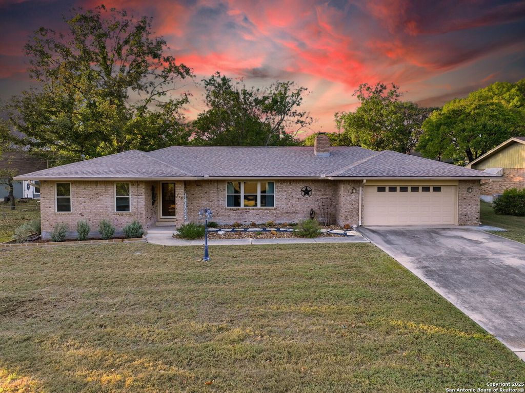 118 Timber Lane, Kerrville, TX 78028