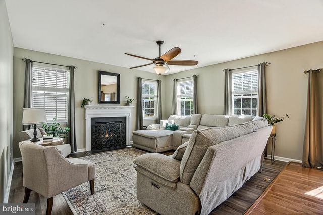 5253 TURKEYFOOT LAKE ST, Waldorf, MD 20602