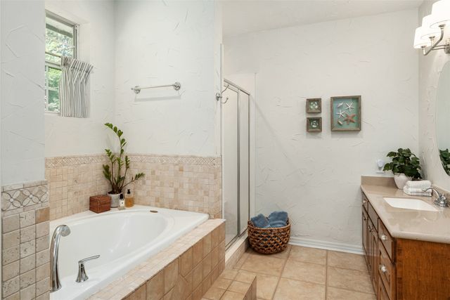 1109 Robbins Road, Athens, TX 75751