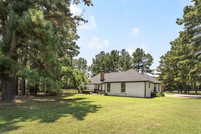 1109 Robbins Road, Athens, TX 75751