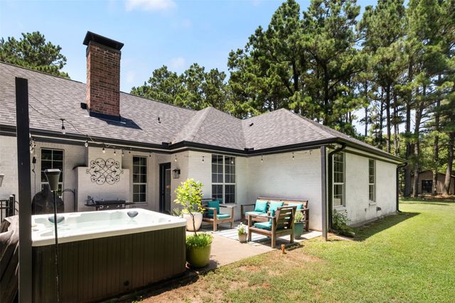 1109 Robbins Road, Athens, TX 75751