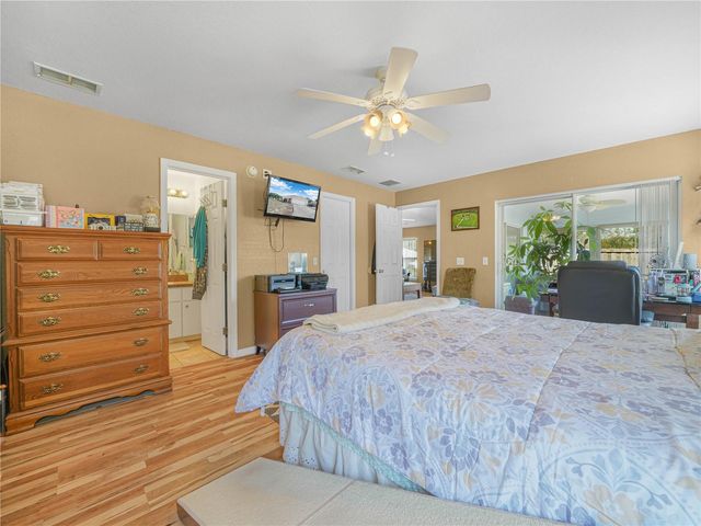 726 17TH STREET NE, Winter Haven, FL 33881