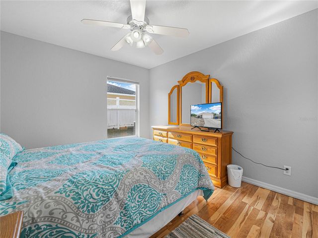 726 17TH STREET NE, Winter Haven, FL 33881