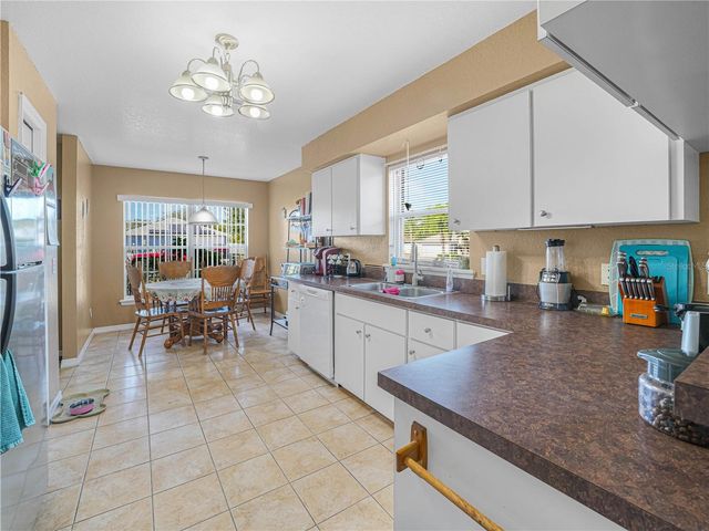 726 17TH STREET NE, Winter Haven, FL 33881