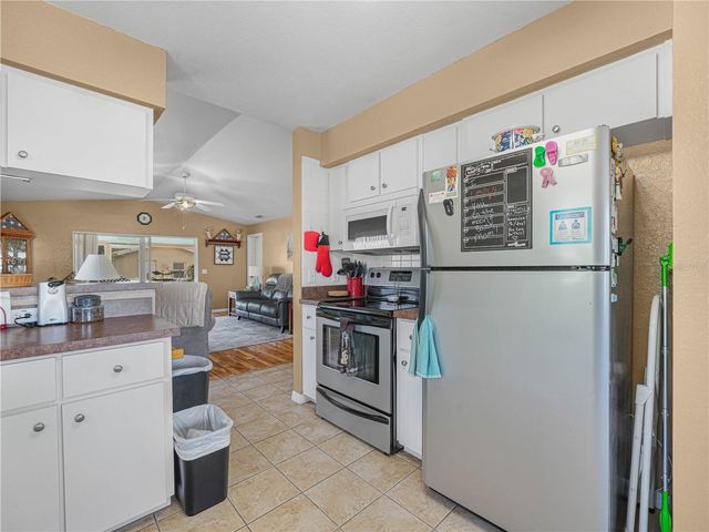 726 17TH STREET NE, Winter Haven, FL 33881