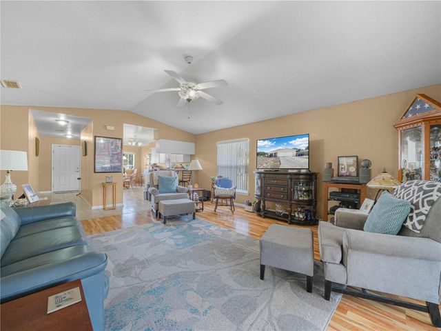 726 17TH STREET NE, Winter Haven, FL 33881