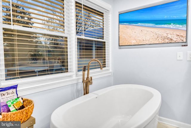 1702 OLD MILL LN, Fruitland, MD 21826