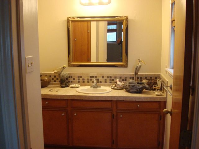 1187 Sailfish Street, Bayou Vista, TX 77563