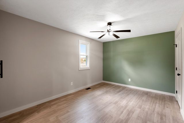 4587 Lahr Rd, Springfield, TN 37172