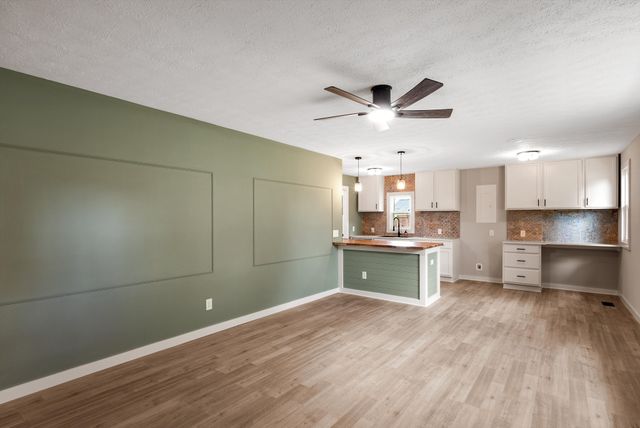 4587 Lahr Rd, Springfield, TN 37172