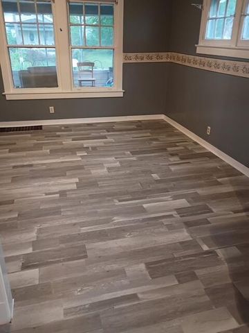134 W Baker Street, Flint, MI 48505