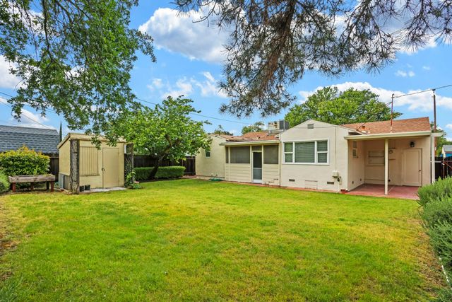 32 E Mckenzie Ave, Stockton, CA 95204