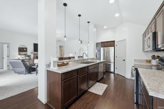 11014 wingara Way, Roanoke, IN 46783