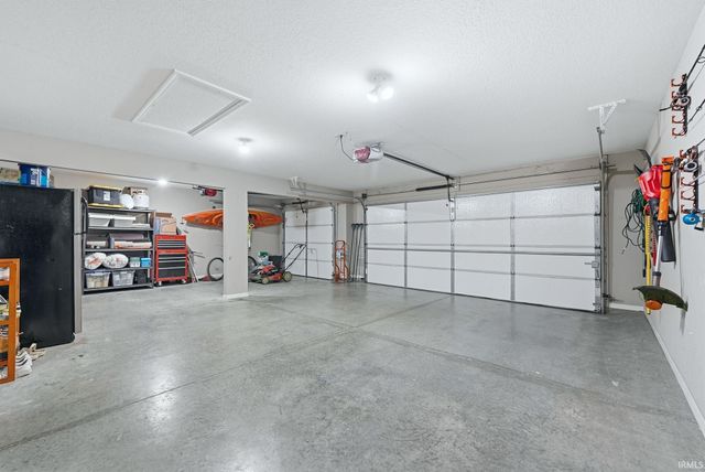 11014 wingara Way, Roanoke, IN 46783