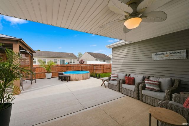 11014 wingara Way, Roanoke, IN 46783