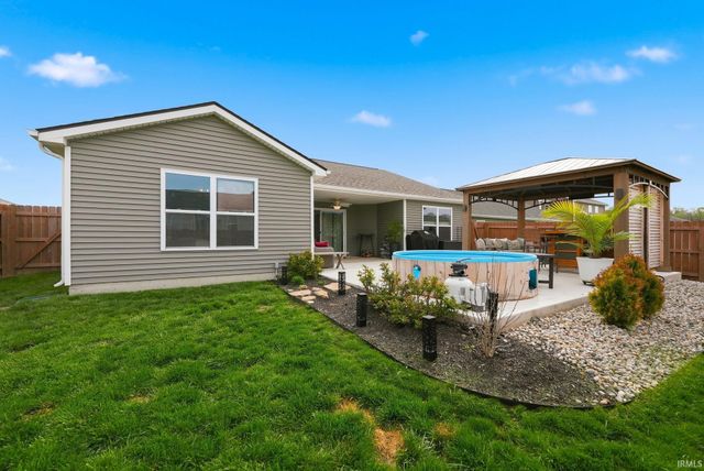 11014 wingara Way, Roanoke, IN 46783