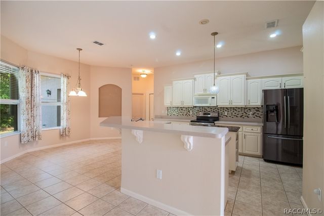 146 Douglas Street, Homosassa, FL 34446