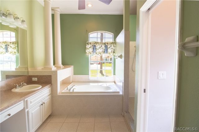 146 Douglas Street, Homosassa, FL 34446